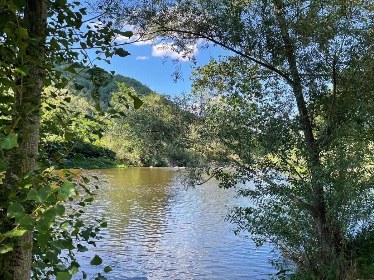 Camping Avec Piscine Et Riviere A Tournon Sur Rhone Ardeche Exterior foto